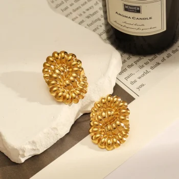 Cocooned in Gold Earring